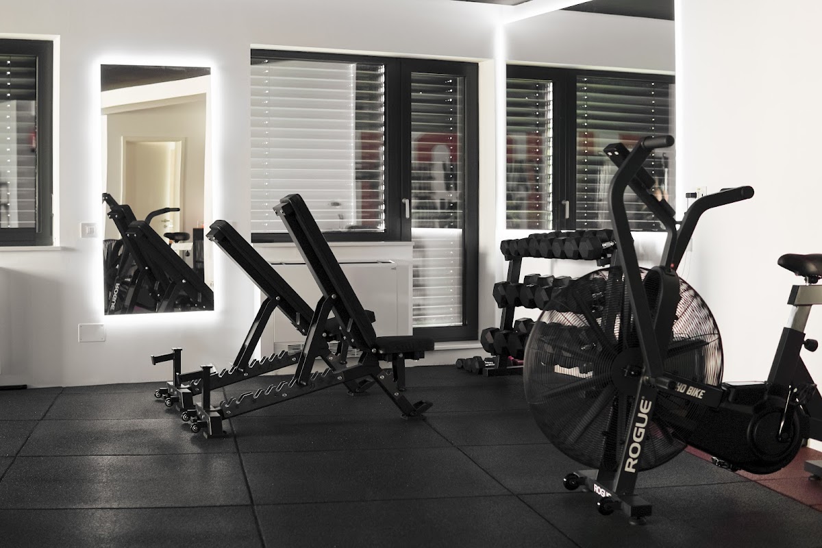 Upcult Fitness - Echipamente
